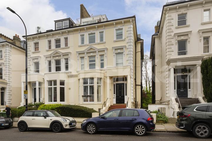 Spacious two bedrooom two bathroom set in a period conversion  Belsize Park Gardens, Belsize Park